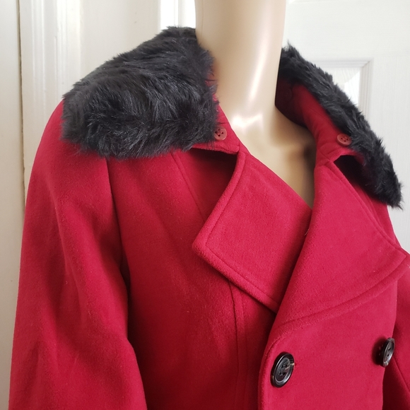 Double Breasted Coat with Faux Fur Trim - Picture 8 of 16